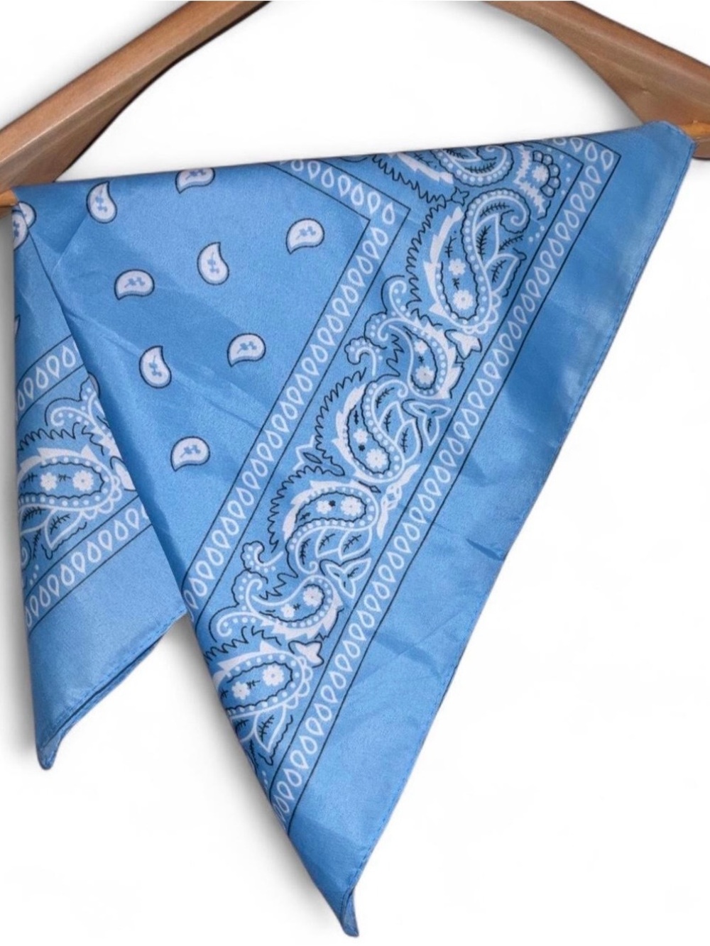 Light Blue Paisley Silk-Feel Bandana Scarf - Unisex Y2K Streetwear Headscarf